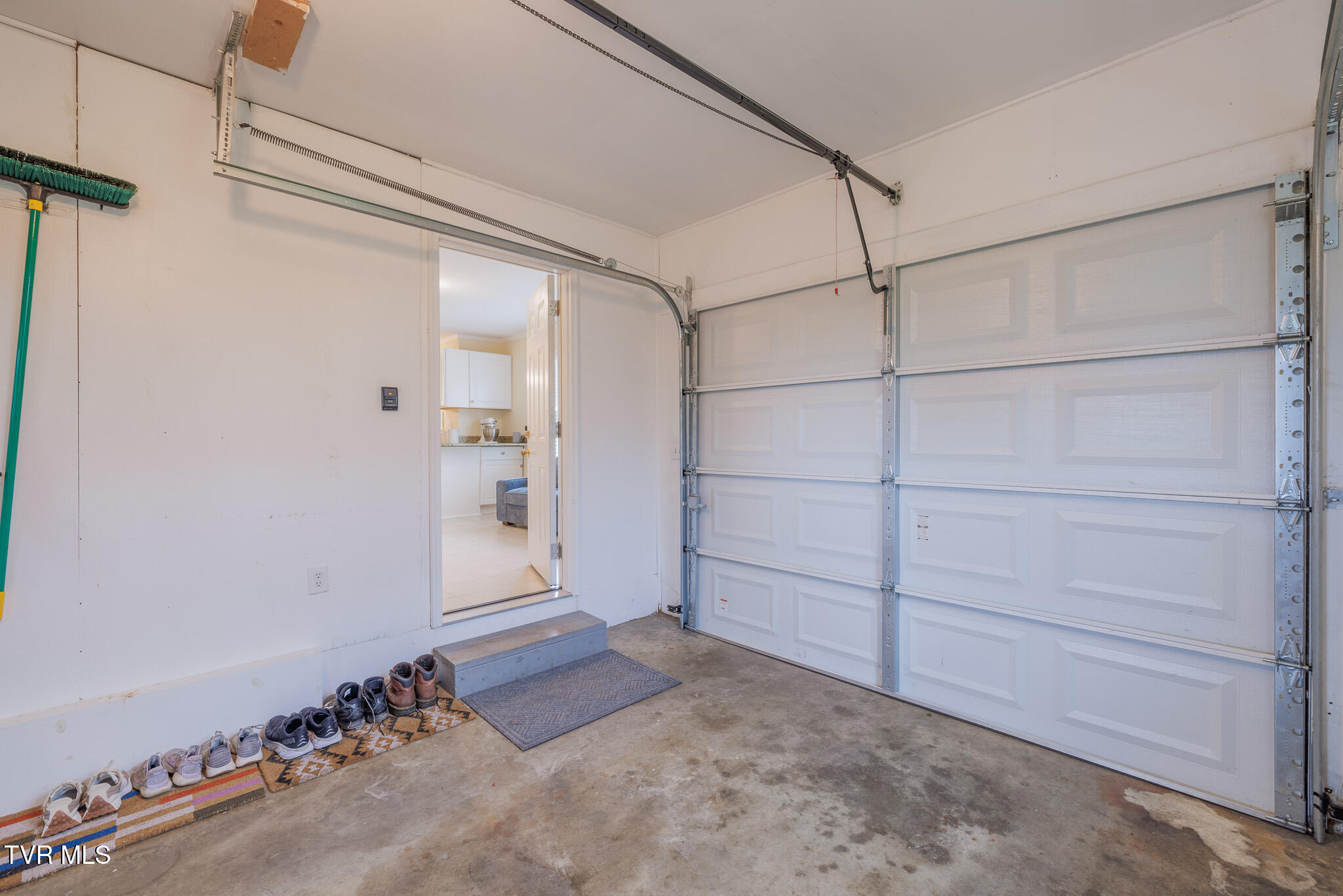 301 Eastley Road Kingsport, TN 37660 - Photo 33 of 40 1R9A2232-HDR