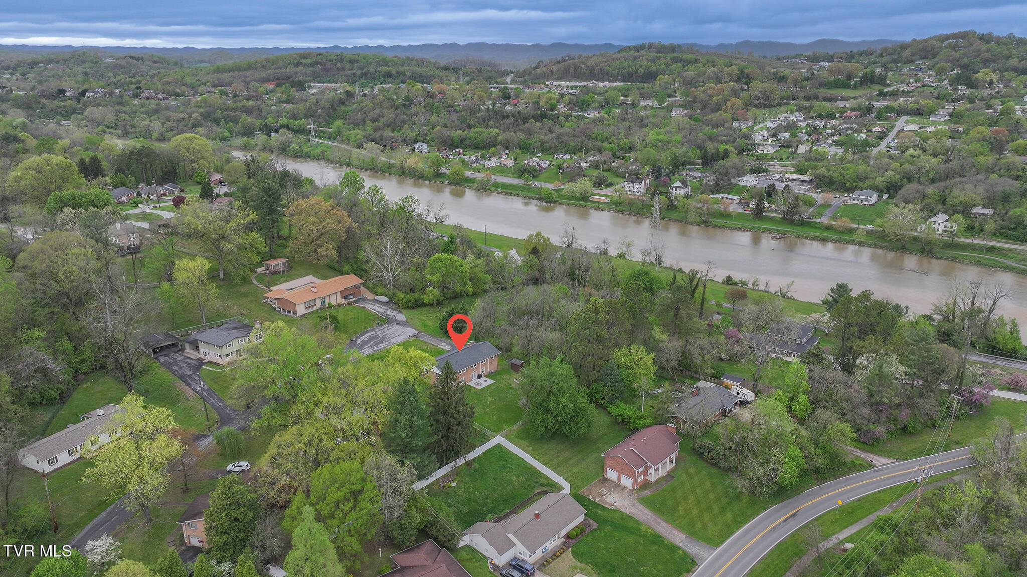 301 Eastley Road Kingsport, TN 37660 - Photo 36 of 40 DJI_20250407150922_0038_D