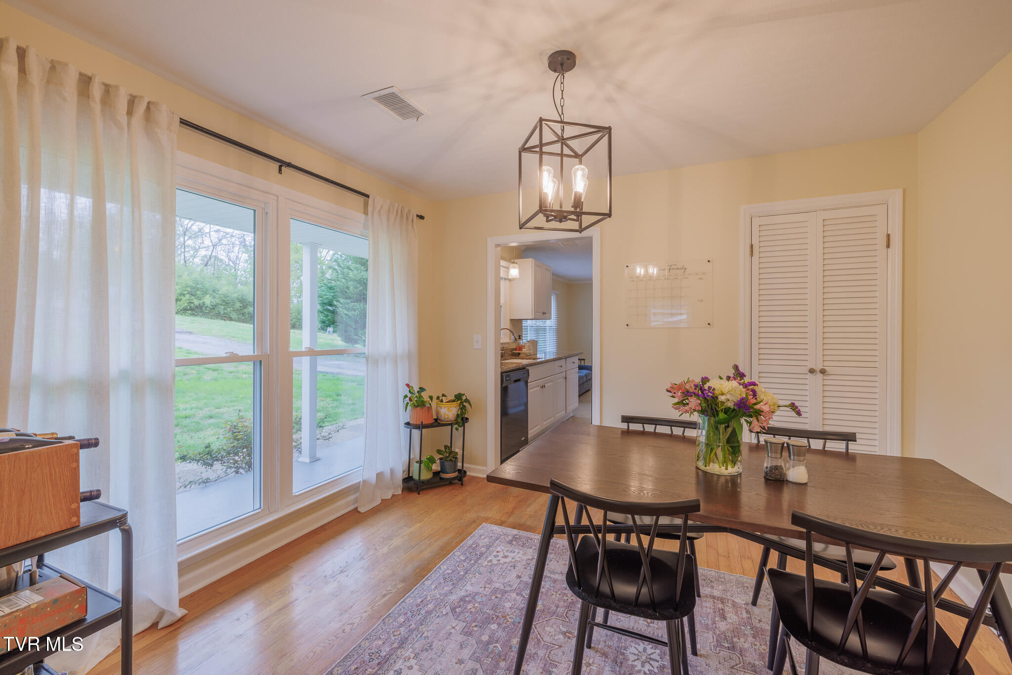 301 Eastley Road Kingsport, TN 37660 - Photo 5 of 40 1R9A2244-HDR