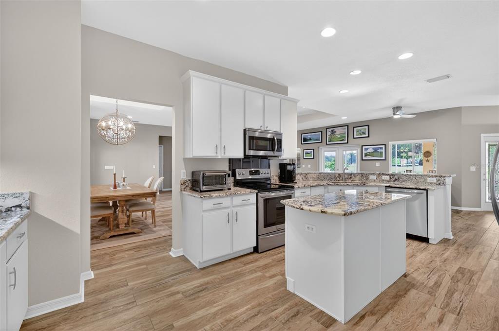 1880 Edgewater Drive Mount Dora, FL 32757 - Photo 13 of 53