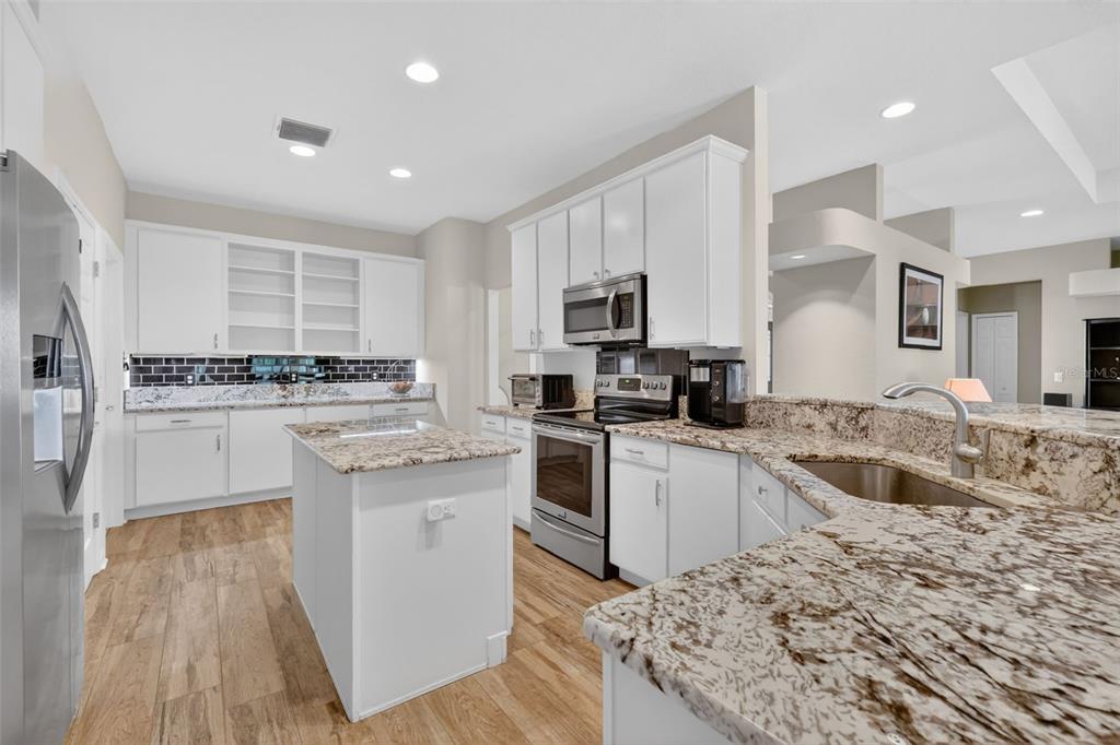 1880 Edgewater Drive Mount Dora, FL 32757 - Photo 14 of 53