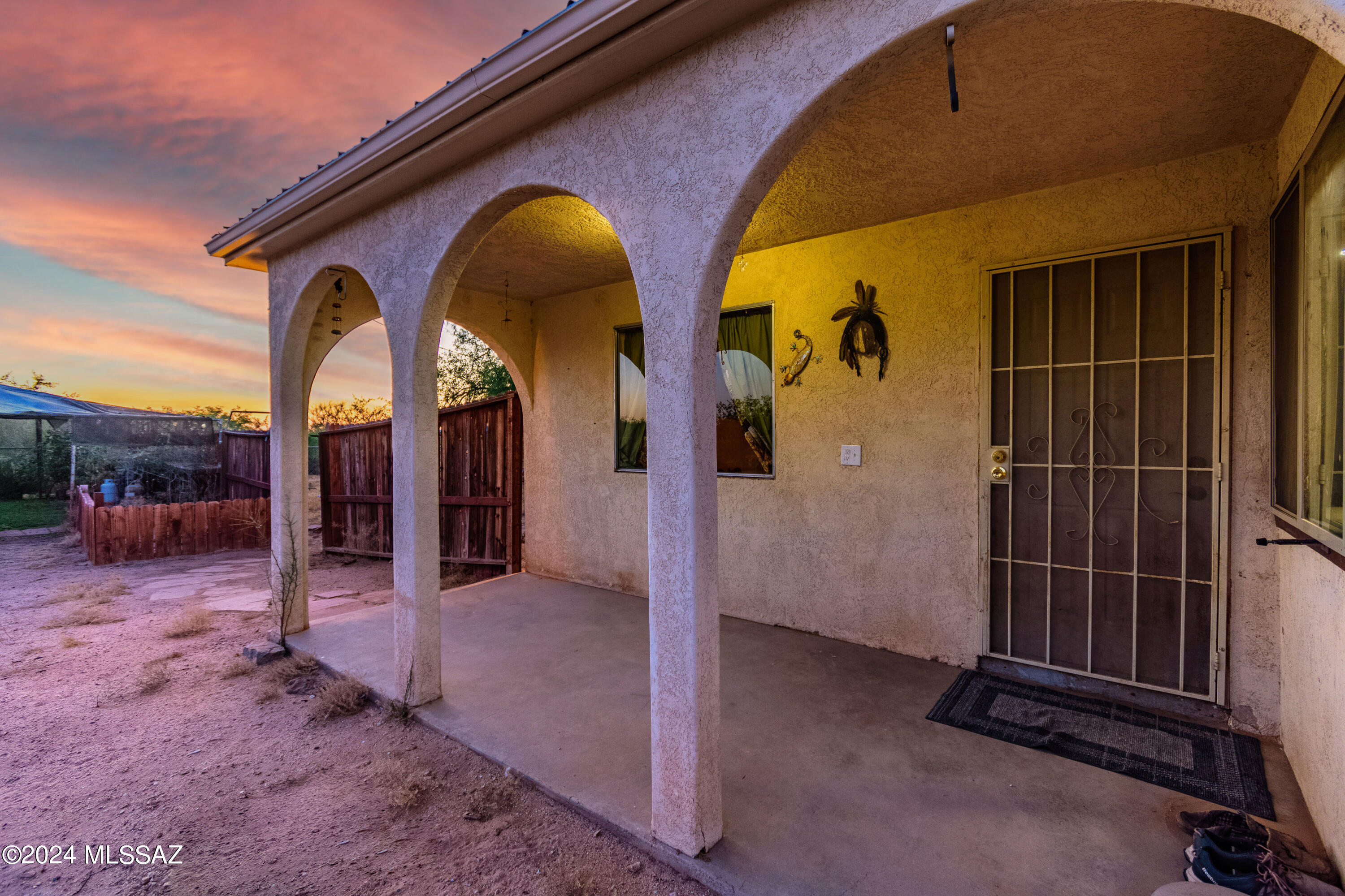 8842 South Cover View Road Tucson, AZ 85736 - Photo 2 of 50 Gallery Image 2