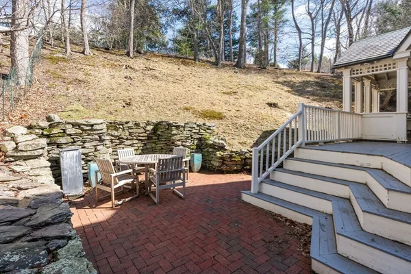 $2,940,000 | 140 Dudley Street, Brookline, MA 02445