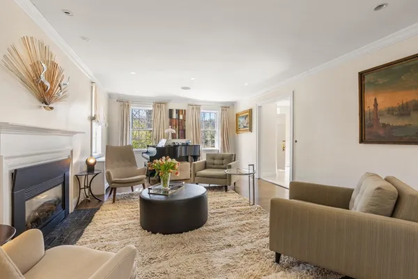 $2,940,000 | 140 Dudley Street, Brookline, MA 02445