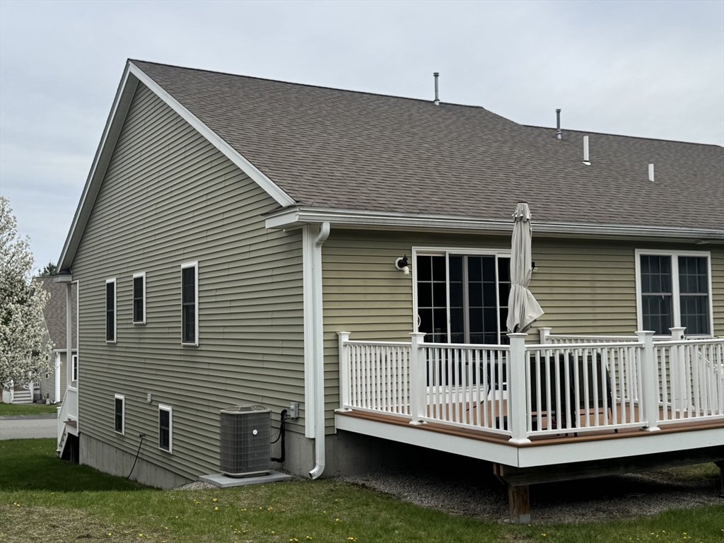 114 Richard Road, Unit 8 Leominster, MA 01453 - Photo 4 of 42