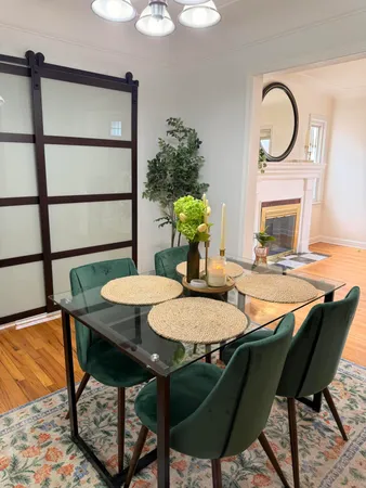 $299,900 | 2611 Colrain Drive, Waterford, MI 48328