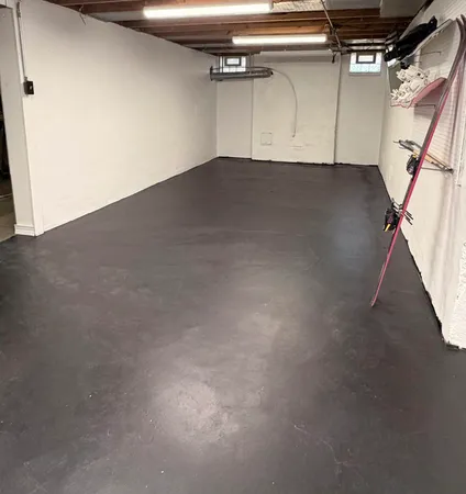 $299,900 | 2611 Colrain Drive, Waterford, MI 48328