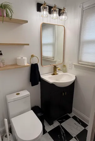 $299,900 | 2611 Colrain Drive, Waterford, MI 48328