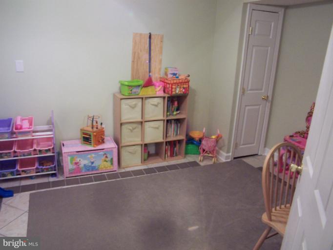 9283 Ridgefield Circle Frederick, MD 21701 - Photo 15 of 25 Interior (General)