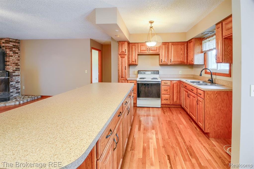 5550 Deckerville Road Deckerville, MI 48427 - Photo 20 of 44