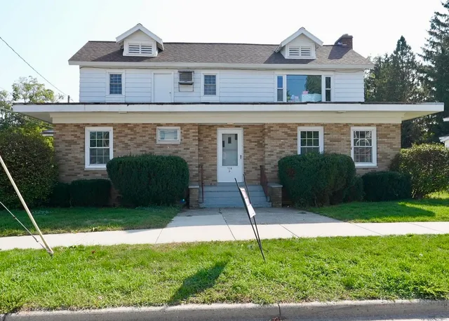 $649,000 | 126 Eastmanville Street, Coopersville, MI 49404