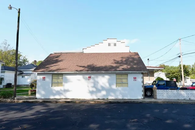 $649,000 | 126 Eastmanville Street, Coopersville, MI 49404