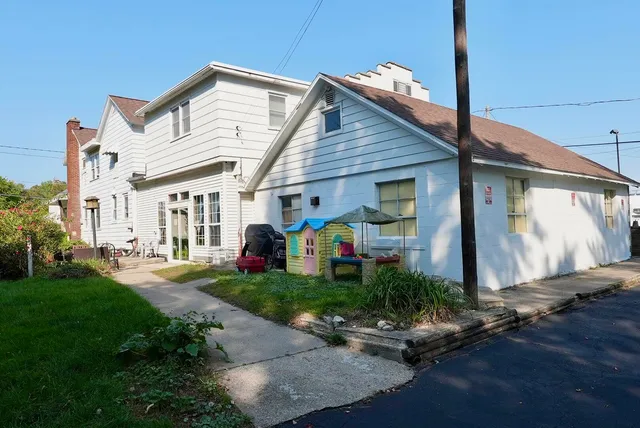 $649,000 | 126 Eastmanville Street, Coopersville, MI 49404