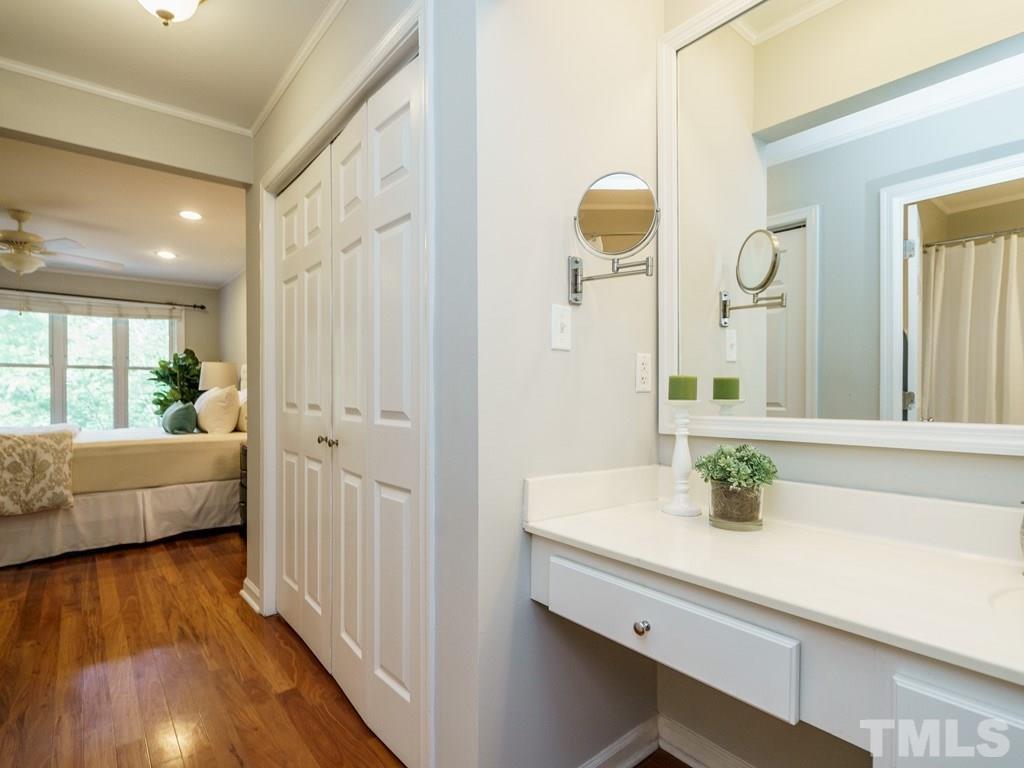 911 Washington Street, Unit 303 Raleigh, NC 27605 - Photo 12 of 16 Gallery Image 12