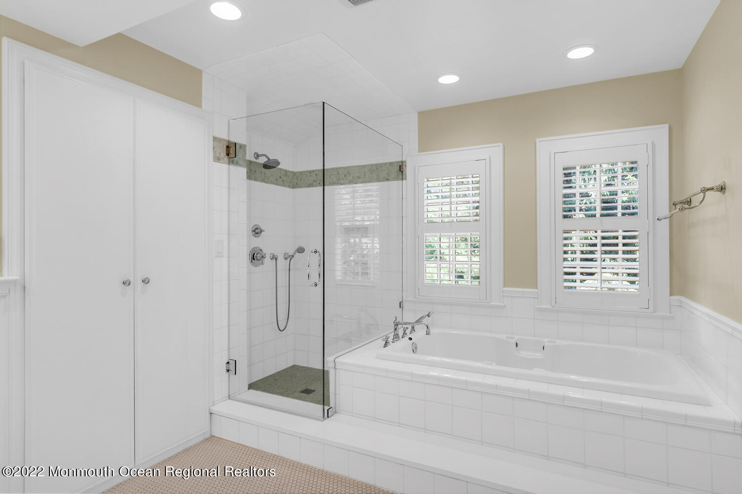 15 Conover Lane Rumson, NJ 07760 - Photo 17 of 36 Primary Bath