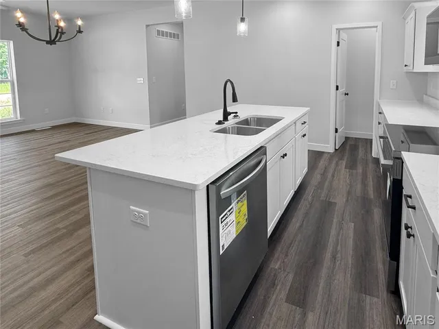 $365,500 | 15008 Spur Creek Road, Marthasville, MO 63357