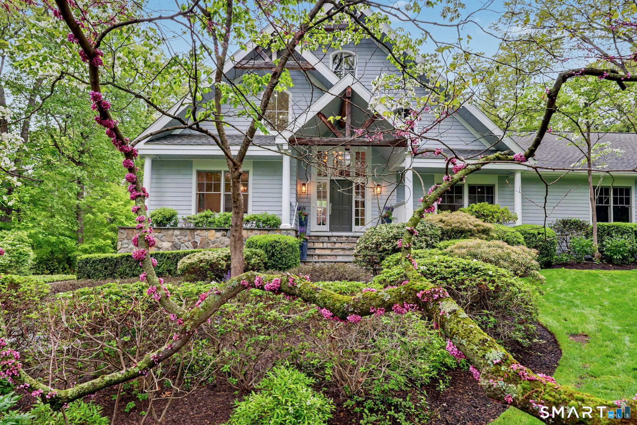 9 North Ridge Road Westport, CT 06880 - Photo 2 of 40