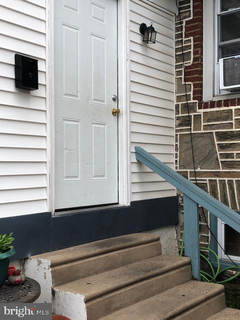 7275 Guilford Road Upper Darby, PA 19082 - Photo 3 of 14