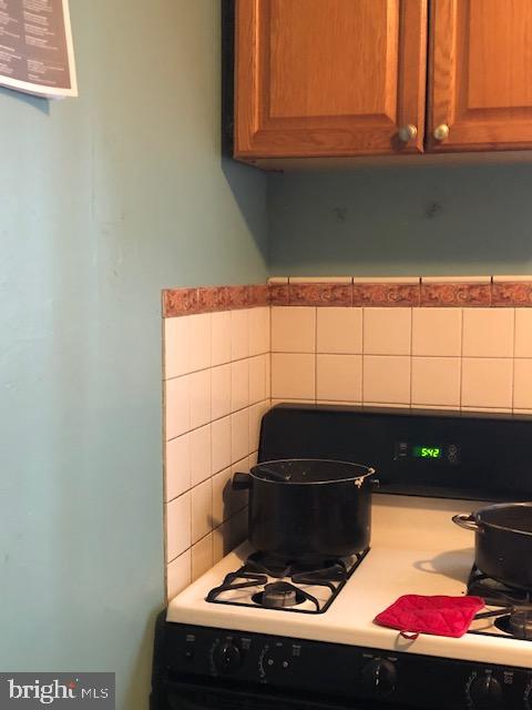 7275 Guilford Road Upper Darby, PA 19082 - Photo 6 of 14