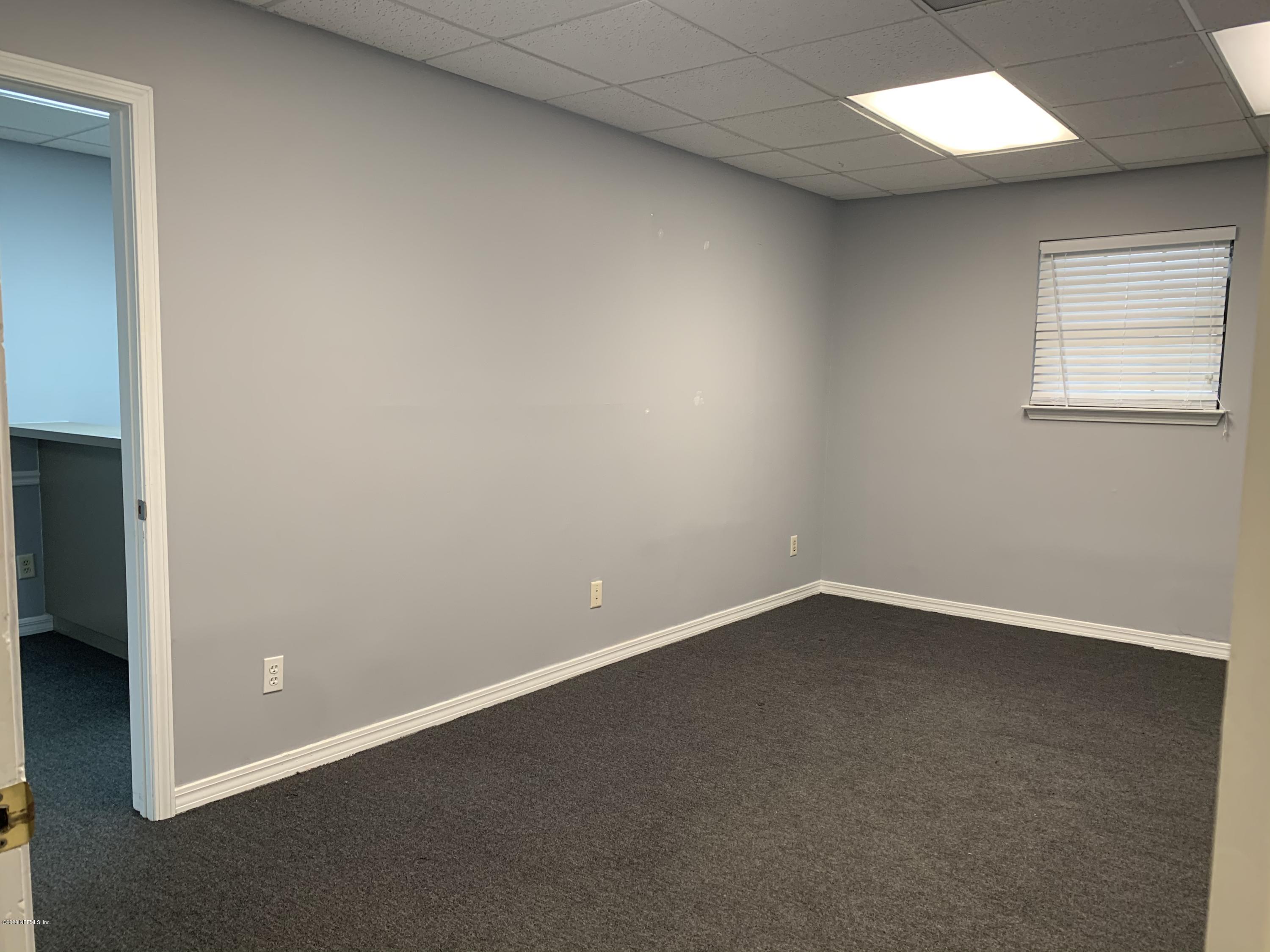 4243 Sunbeam Road Jacksonville, FL 32257 - Photo 8 of 10 2020-10-20 16.03.14