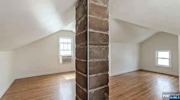 $3,995 | 33 Norwood Place, Bloomfield, NJ 07003