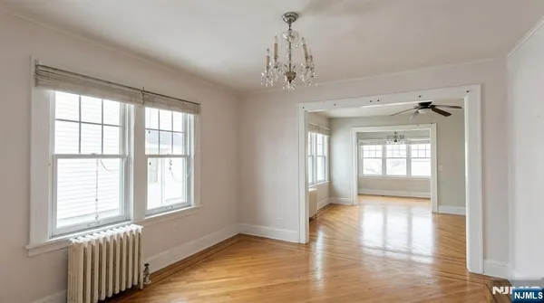 $3,995 | 33 Norwood Place, Bloomfield, NJ 07003