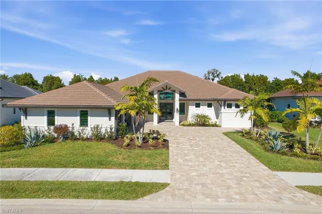 $1,899,000 | 14314 Charthouse Circle, Naples, FL 34114