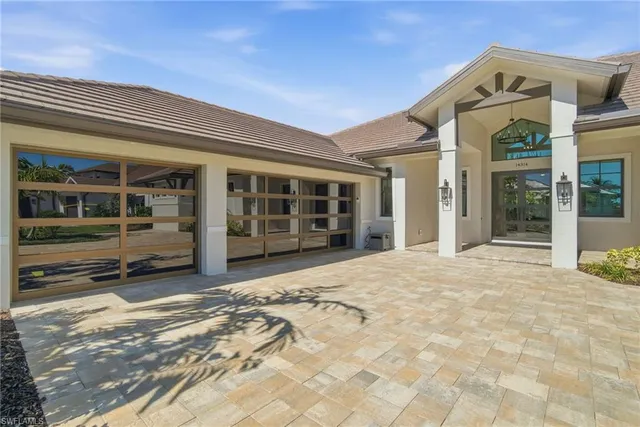 $1,899,000 | 14314 Charthouse Circle, Naples, FL 34114
