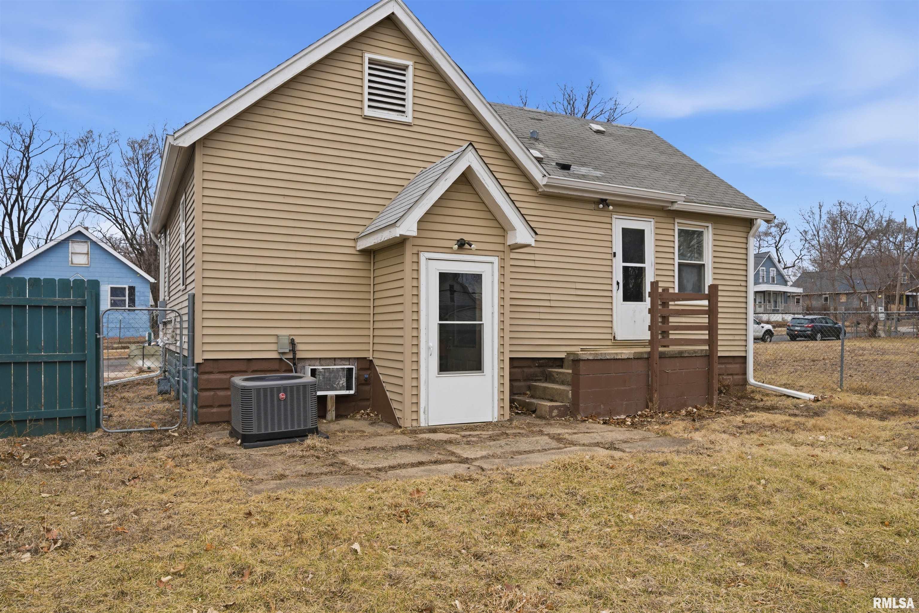 932 South Sumner Avenue Peoria, IL 61605 - Photo 25 of 29