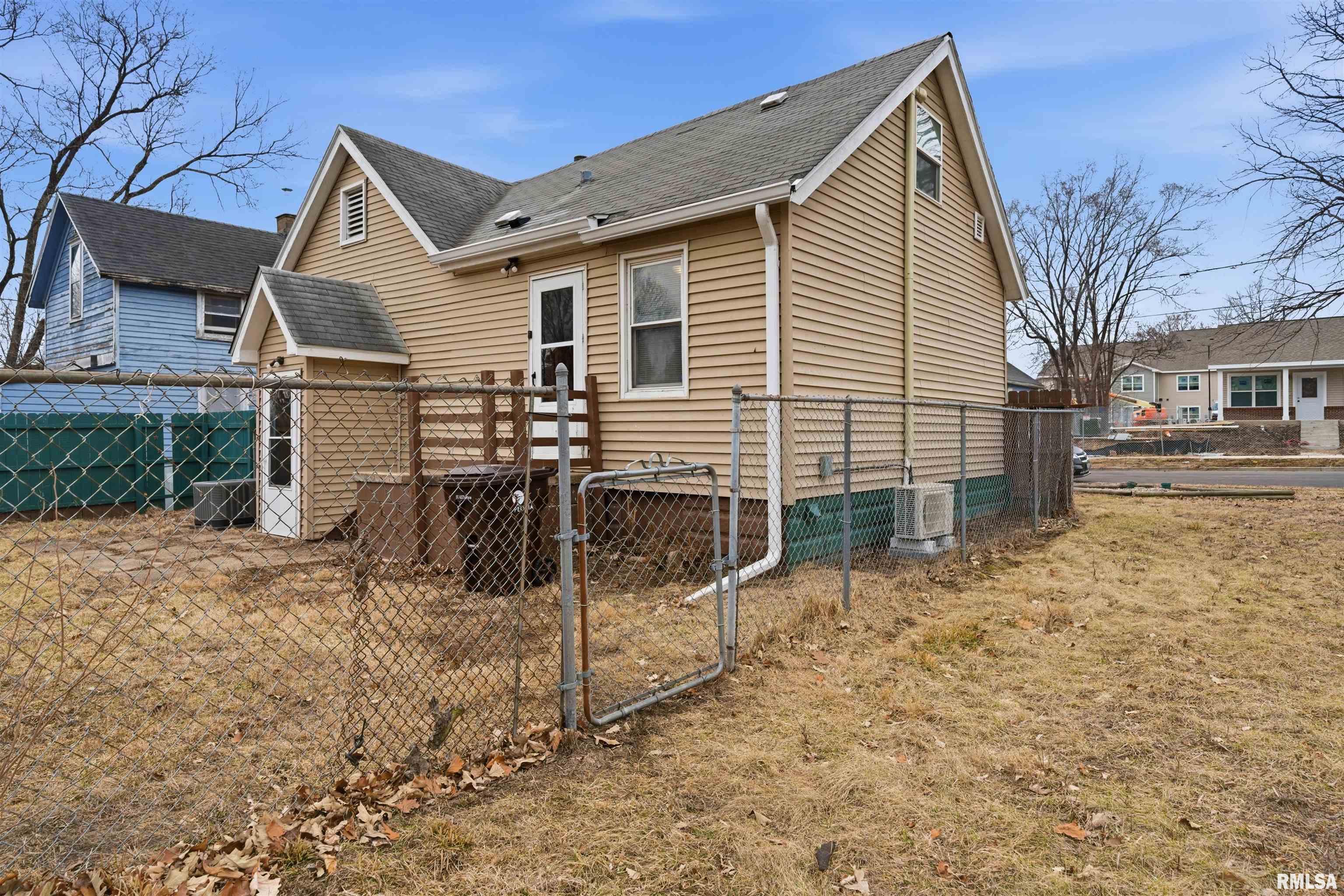 932 South Sumner Avenue Peoria, IL 61605 - Photo 26 of 29