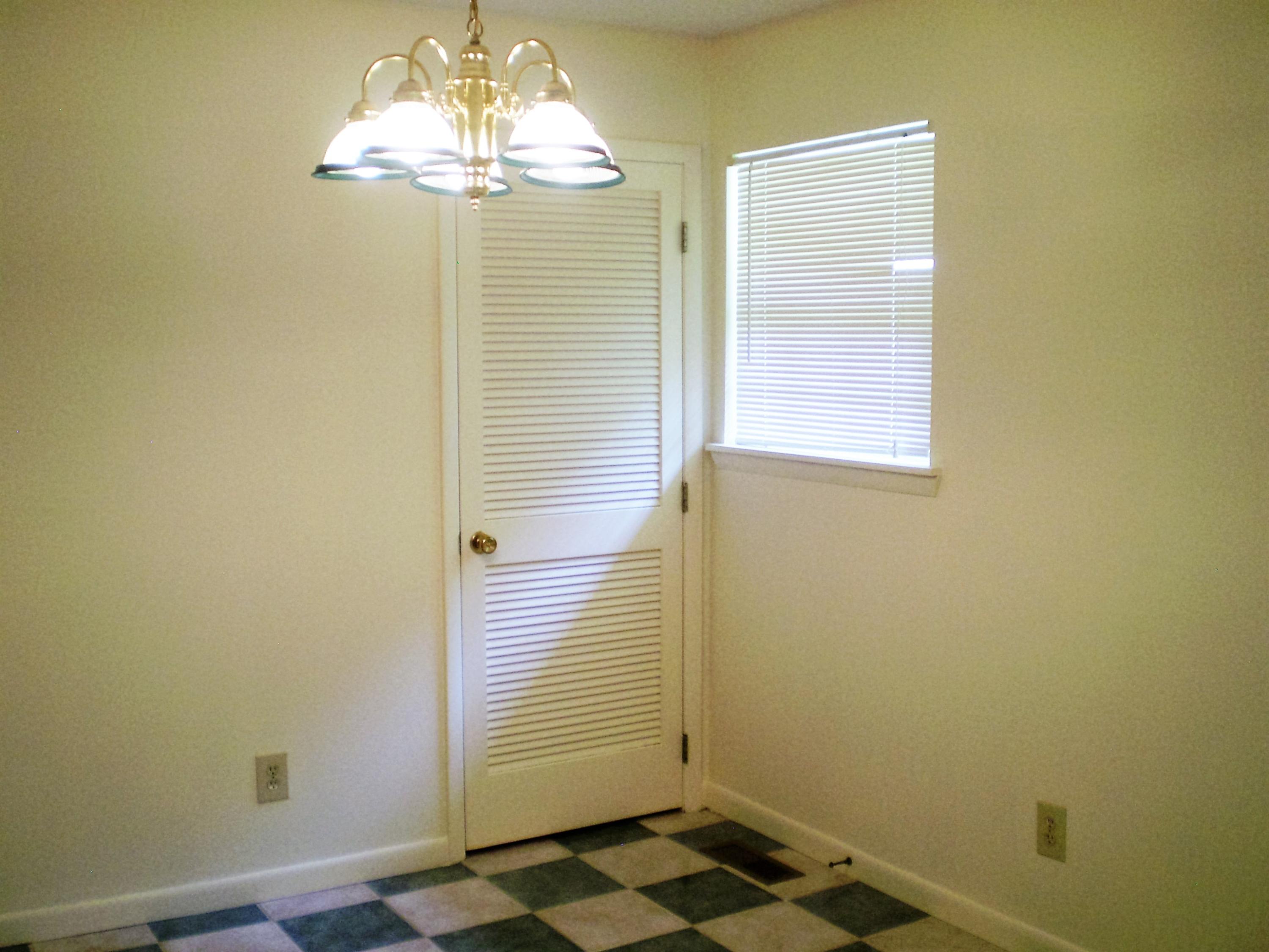 816 Pickett Cross Road Whitwell, TN 37397 - Photo 5 of 20 P5310018