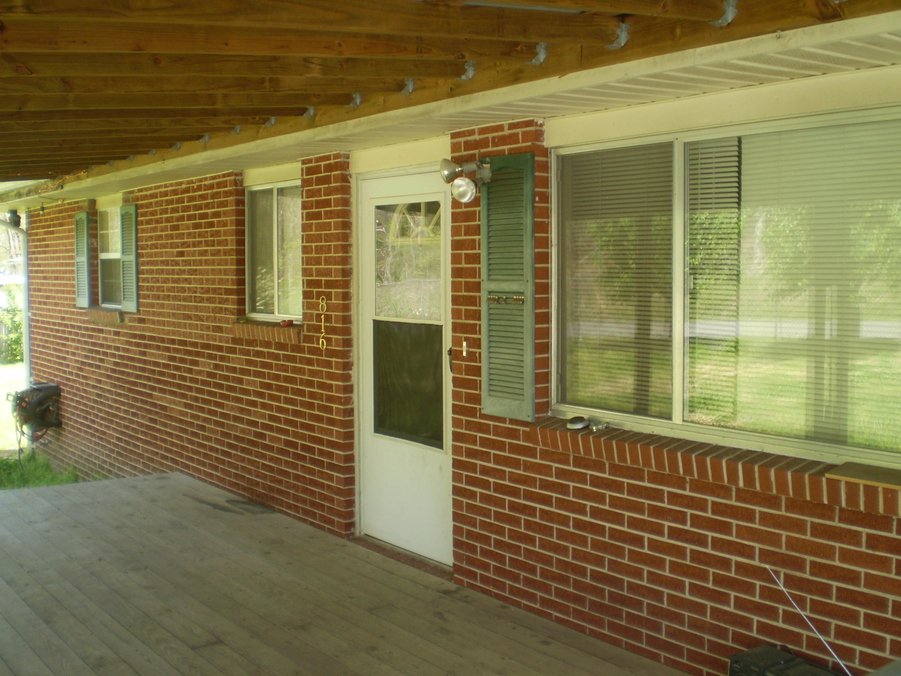 816 Pickett Cross Road Whitwell, TN 37397 - Photo 10 of 20 P5310012