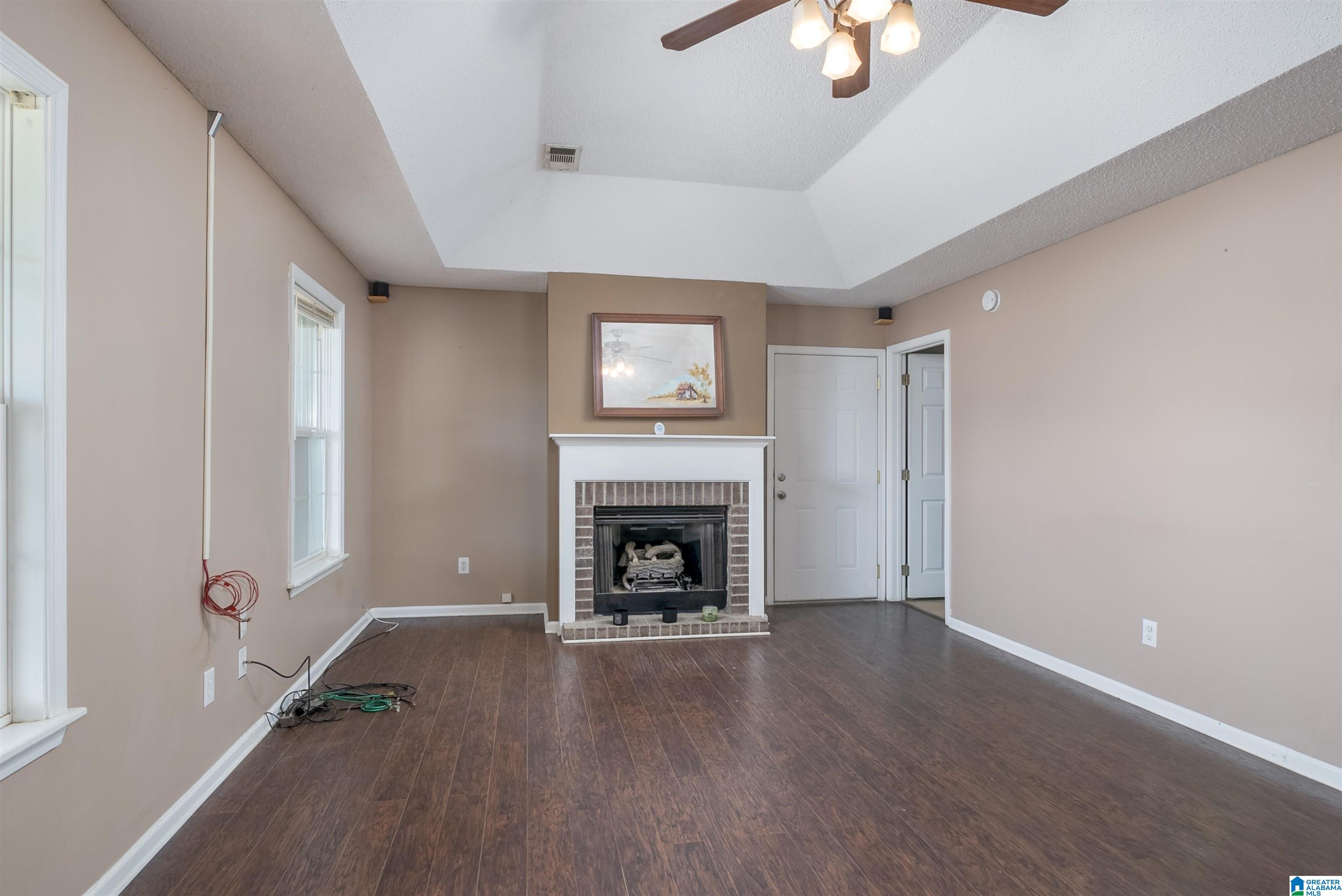 10818 Middle Coaling Road Cottondale, AL 35453 - Photo 7 of 35