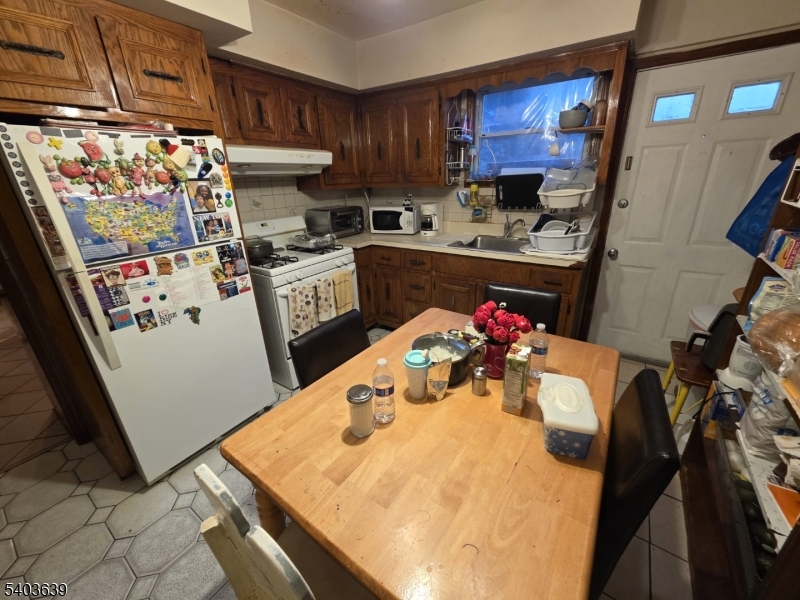 32 Elm Street Paterson, NJ 07501 - Photo 14 of 23