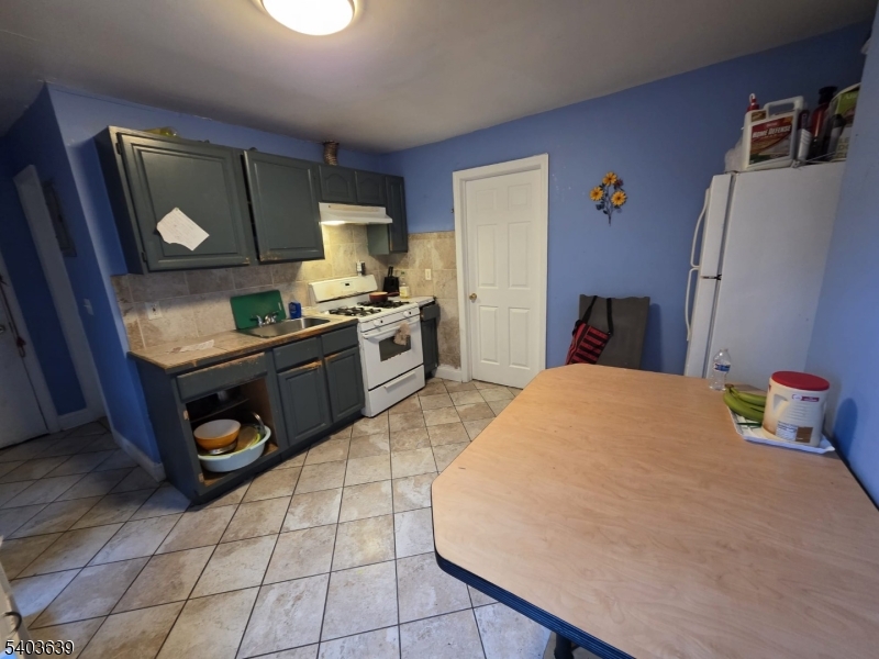 32 Elm Street Paterson, NJ 07501 - Photo 15 of 23