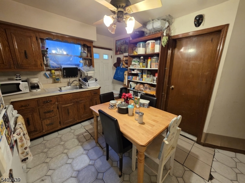 32 Elm Street Paterson, NJ 07501 - Photo 5 of 23