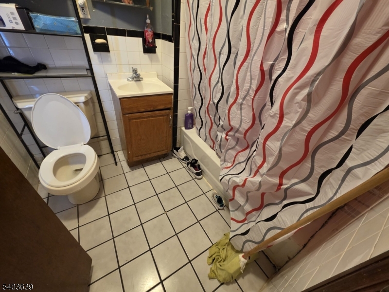 32 Elm Street Paterson, NJ 07501 - Photo 9 of 23