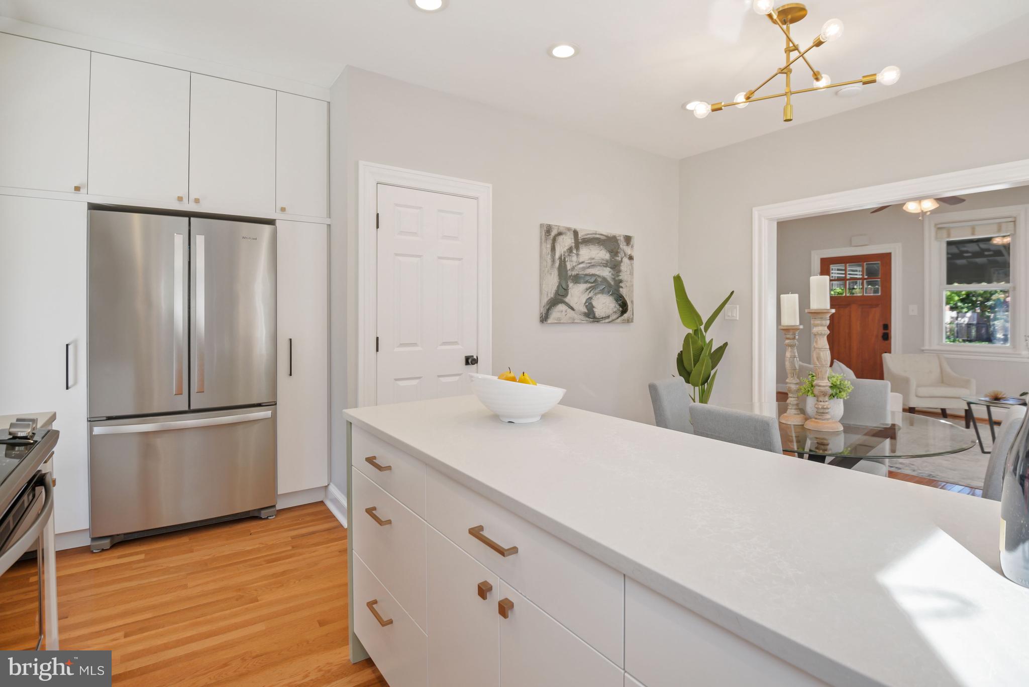 514 Tuckerman Street Northwest Washington, DC 20011 - Photo 13 of 30 Quartz coutners