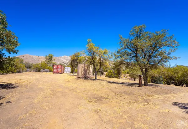 $950,000 | Undisclosed Address, Caliente, CA 93518