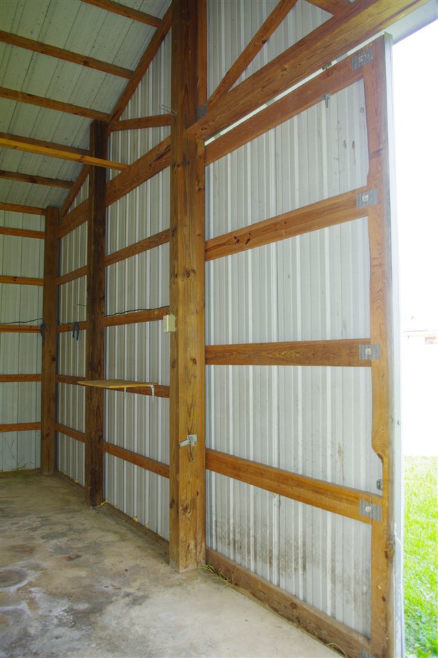 20828 County Road 12 Foley, AL 36535 - Photo 14 of 16 SLIDING BARN DOOR