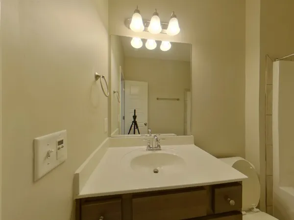 $2,039 | 835 Ellyson Drive, Spring Hill, TN 37174