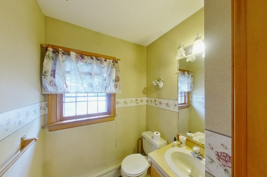 27 Spring Street Fairhaven, MA 02719 - Photo 29 of 39