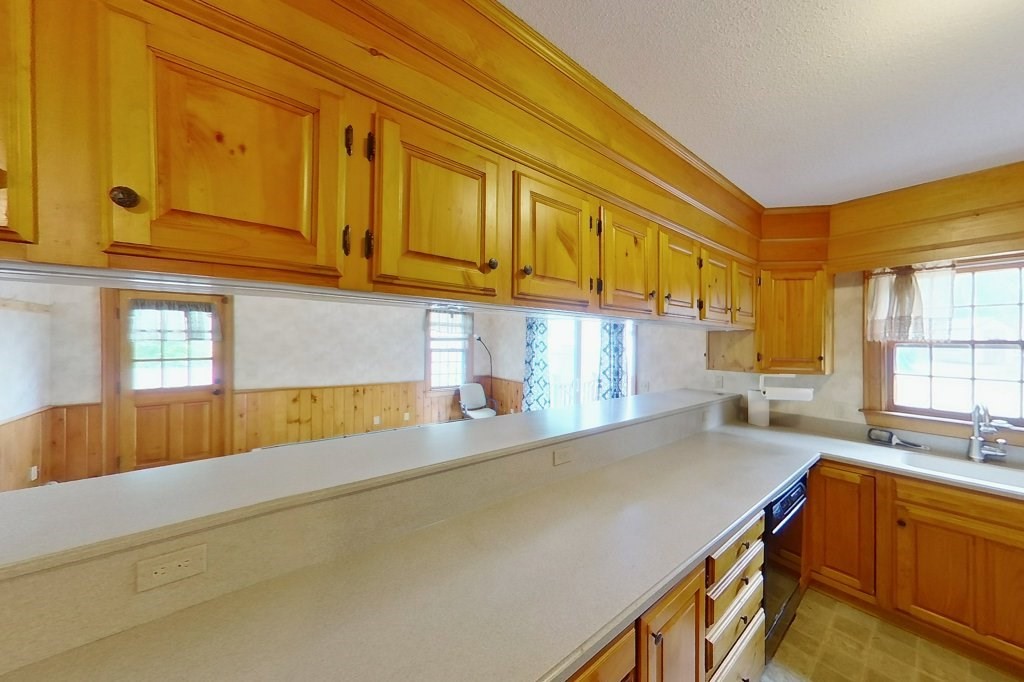 27 Spring Street Fairhaven, MA 02719 - Photo 37 of 39