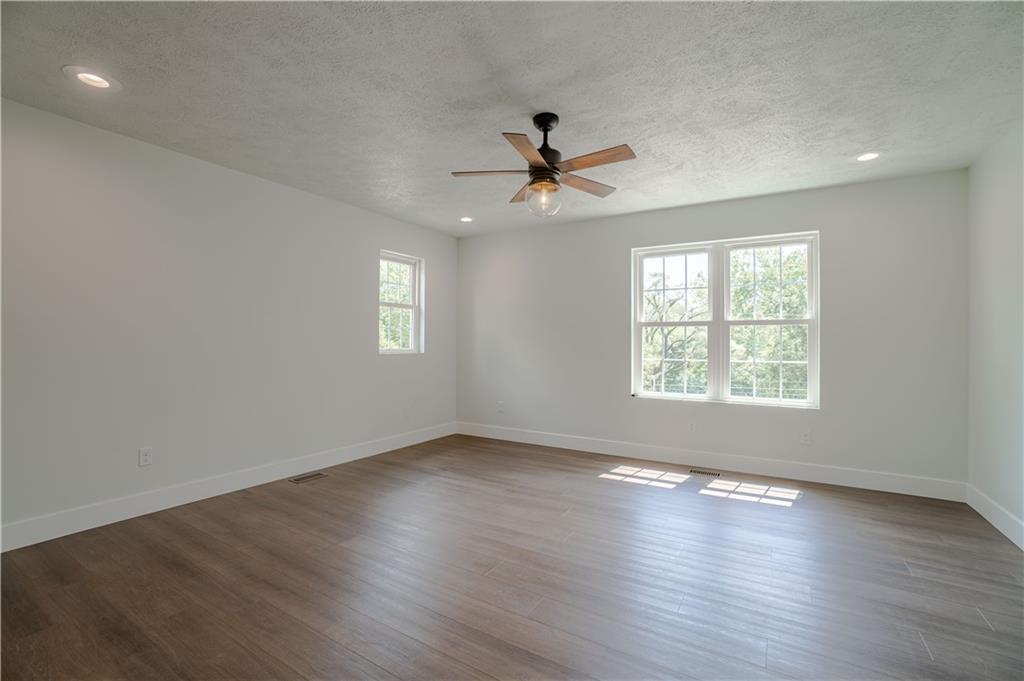 4014 Bakerstown Road Gibsonia, PA 15044 - Photo 14 of 24 Gallery Image 14