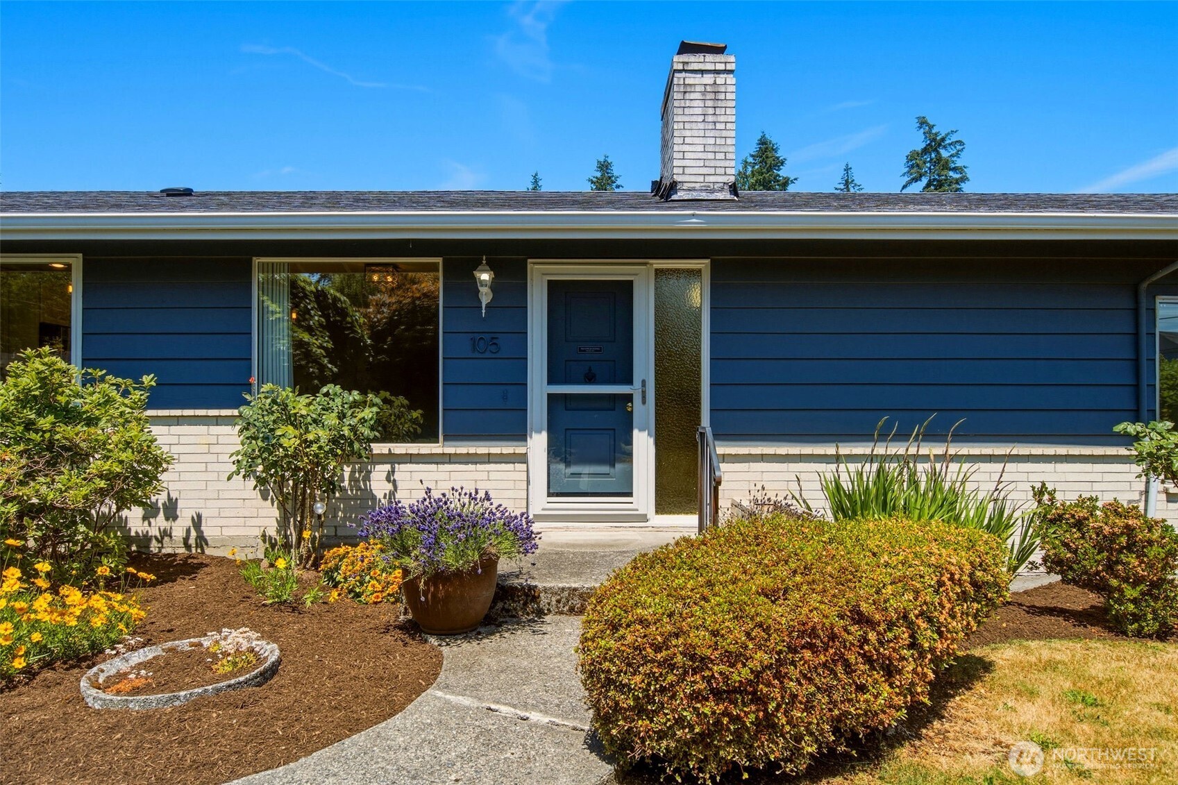 105 161st Street Southeast Bothell, WA 98012 - Photo 5 of 40