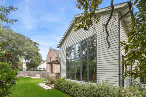 $3,895,000 | 7 Hedwig Shadows Lane, Houston, TX 77024