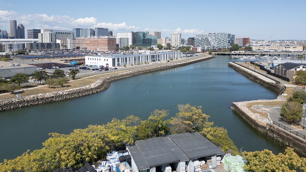 15 I Street, Unit 3 Boston, MA 02127 - Photo 17 of 17 a view of a city and an ocean view