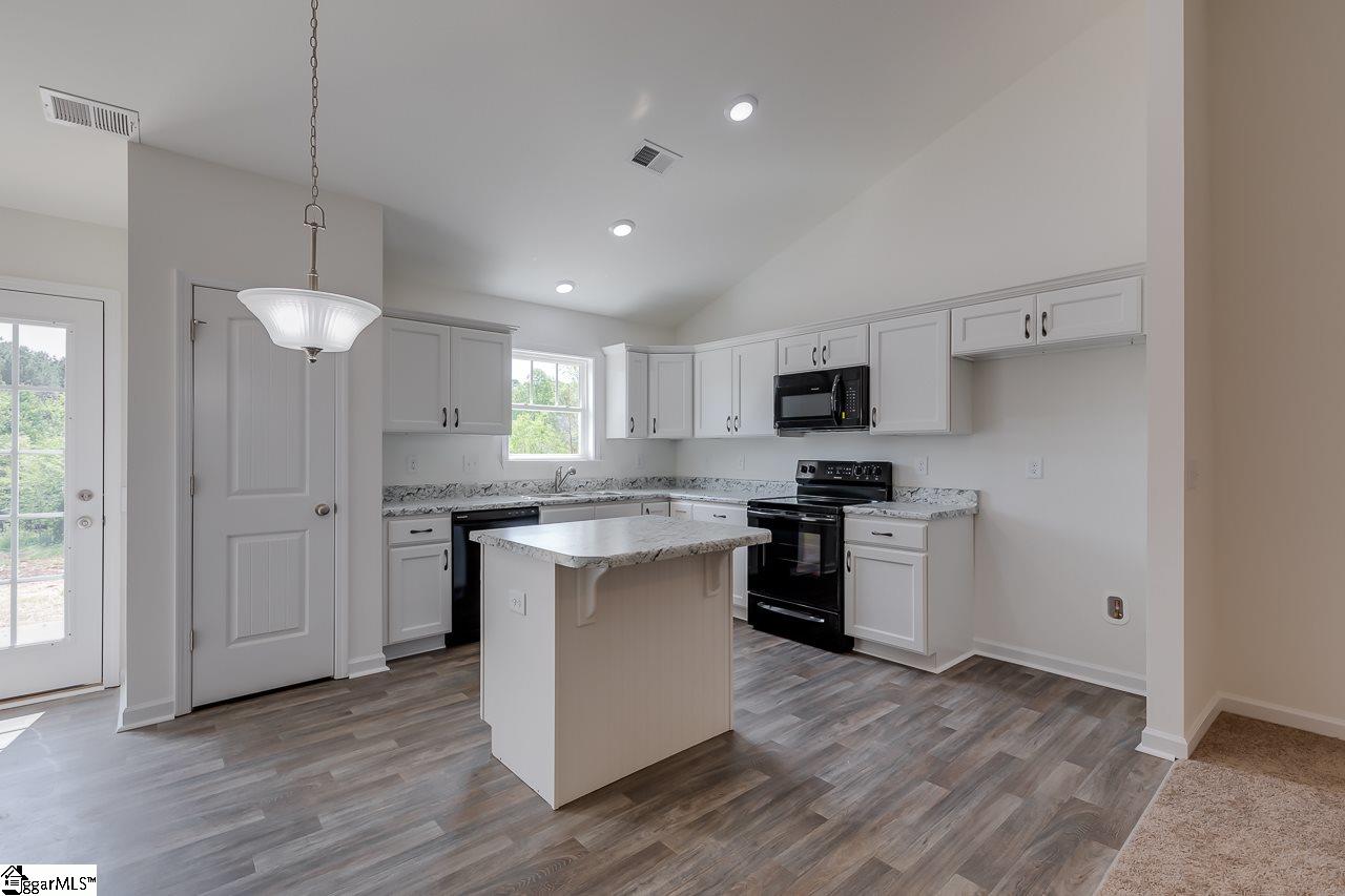 140 Miller Road Belton, SC 29627 - Photo 11 of 33