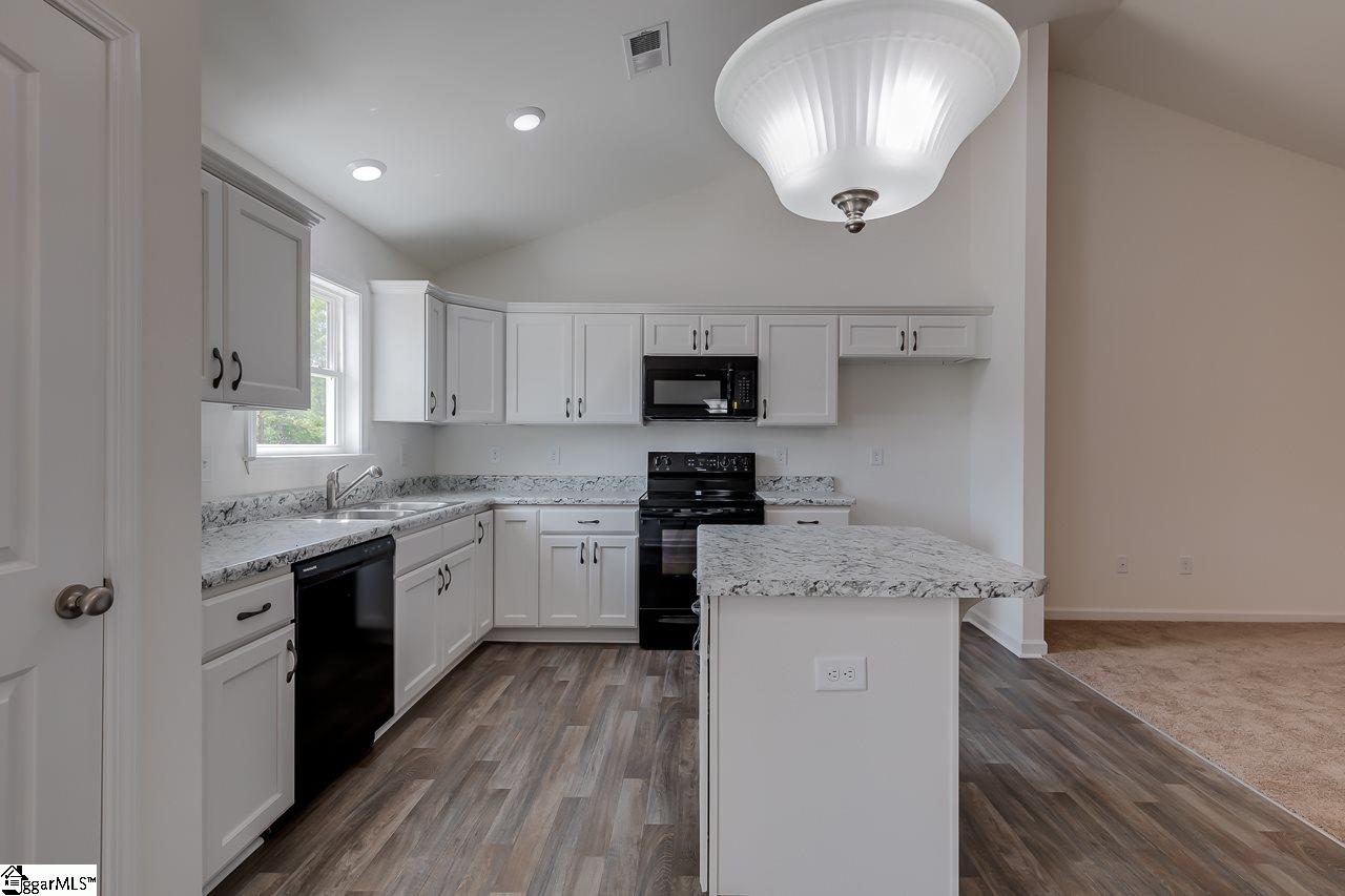 140 Miller Road Belton, SC 29627 - Photo 12 of 33