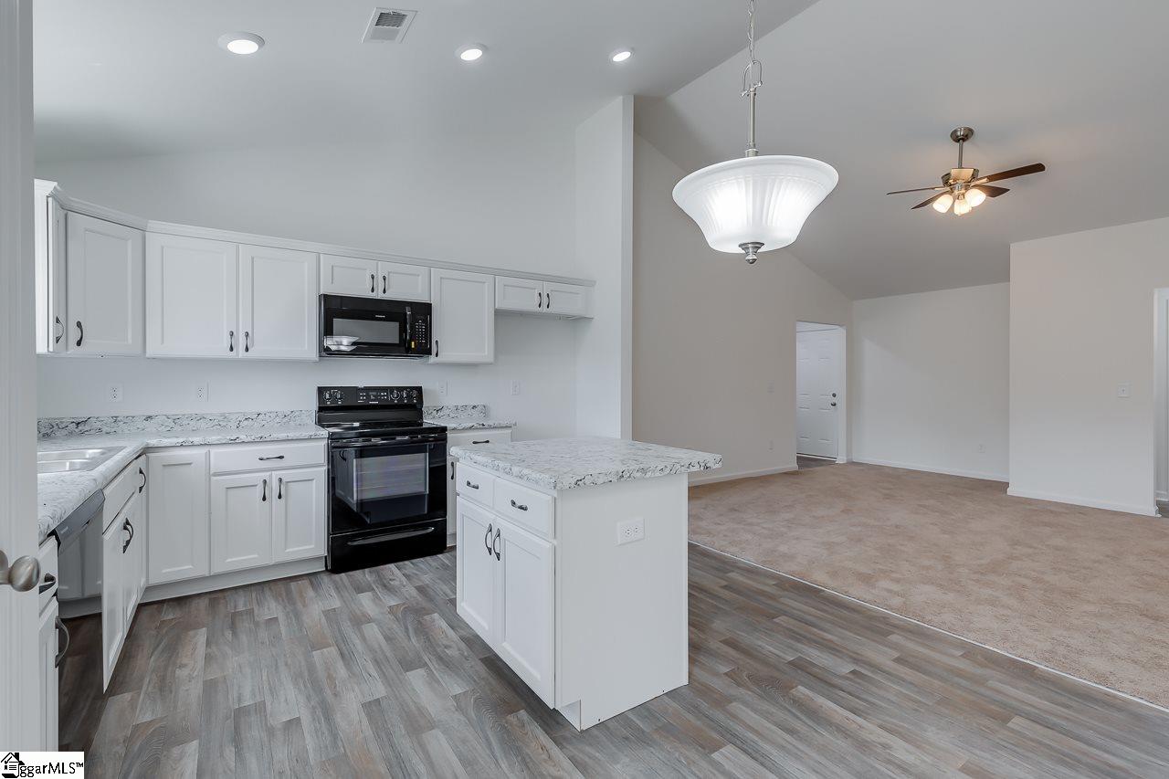 140 Miller Road Belton, SC 29627 - Photo 13 of 33